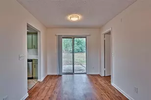 8204 SW 13th Rd, Gainesville, FL 32607 - Photo 6