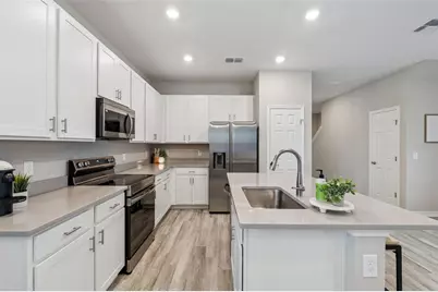 469 Silverbell Trail, Saint Cloud, FL 34771 - Photo 14