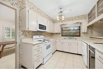 412 NW 46th Street, Gainesville, FL 32607 - Photo 10