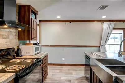 10761 NE 110th Lane, Archer, FL 32618 - Photo 2