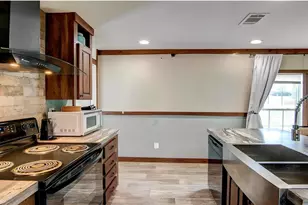 10761 NE 110th Ln, Archer, FL 32618 - Photo 2