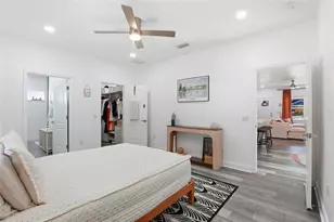 318 NE 19th St, Gainesville, FL 32641 - Photo 18