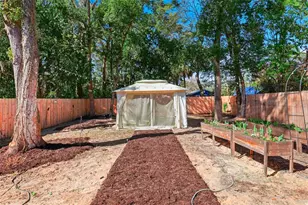 318 NE 19th St, Gainesville, FL 32641 - Photo 32