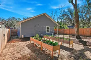 318 NE 19th St, Gainesville, FL 32641 - Photo 30