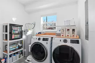 318 NE 19th St, Gainesville, FL 32641 - Photo 26