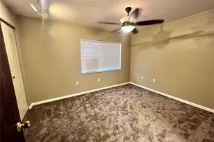 2735 SW 35th Pl, Gainesville, FL 32608 - Photo 4