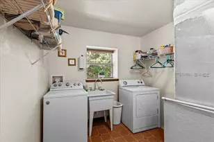 303/305 NE 290th Ave, Old Town, FL 32680 - Photo 10