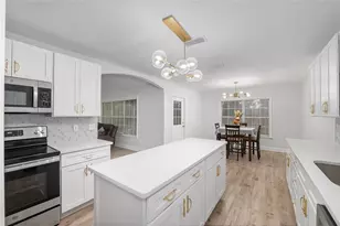 944 NW 256 Terrace, Newberry, FL 32669 - Photo 4