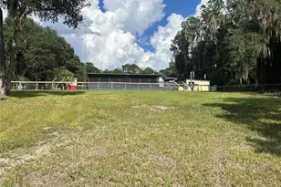 243 Star Lake Dr, Hawthorne, FL 32640 - Photo 2