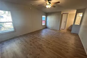 243 Star Lake Dr, Hawthorne, FL 32640 - Photo 12