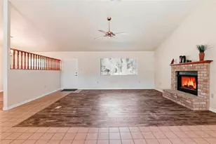 534 SW Thorne Ln, Fort White, FL 32038 - Photo 8