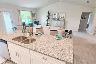 569 SW Bellflower Dr, Lake City, FL 32024 - Photo 8