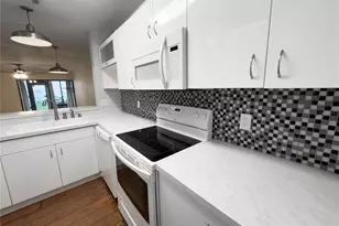 1416 SW 25th Pl, Gainesville, FL 32608 - Photo 14