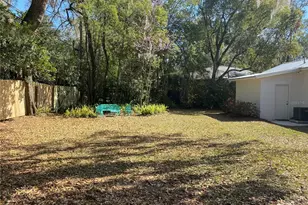 2034 NW 7th Ln, Gainesville, FL 32603 - Photo 22