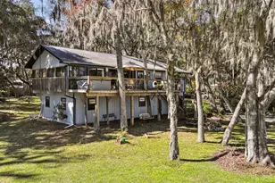 213 E Char Ln, Crescent City, FL 32112 - Photo 2