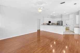 922 SW 88th St, Gainesville, FL 32607 - Photo 14