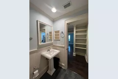 433 SE 7th Street, Gainesville, FL 32601 - Photo 14