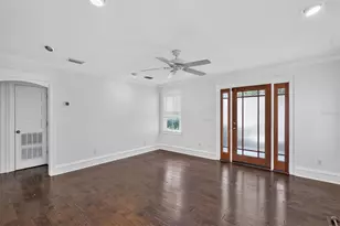 433 SE 7th St, Gainesville, FL 32601 - Photo 8