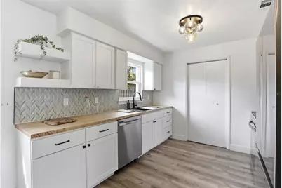 710 NW 253rd Street, Newberry, FL 32669 - Photo 16