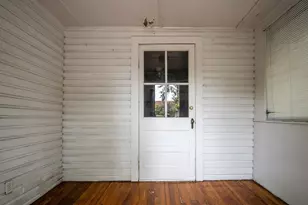 2523 NW 6th St, Gainesville, FL 32609 - Photo 2