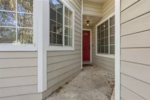 5052 SW 9th Ln, Gainesville, FL 32607 - Photo 4