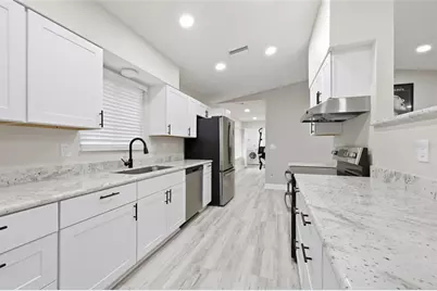 1656 NW 31st Place, Gainesville, FL 32605 - Photo 10