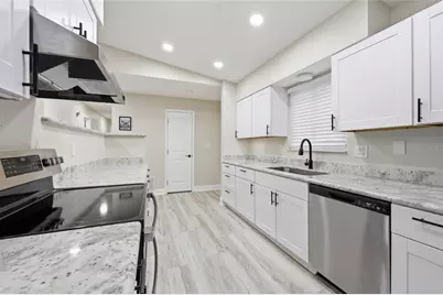 1656 NW 31st Place, Gainesville, FL 32605 - Photo 12