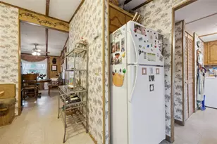 100 Waterway Ave, Satsuma, FL 32189 - Photo 10