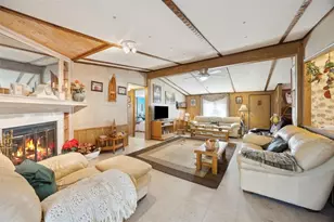 100 Waterway Ave, Satsuma, FL 32189 - Photo 4