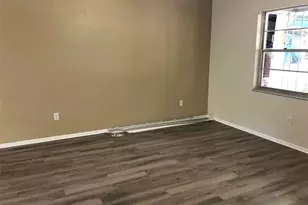 4215 NW 20th Dr, Gainesville, FL 32605 - Photo 4