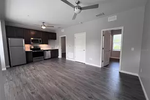 204 NW 18th St, Gainesville, FL 32603 - Photo 2