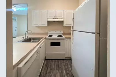 3911 SW 27th Street #8, Gainesville, FL 32608 - Photo 10