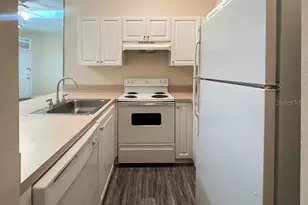 3911 SW 27th St, Gainesville, FL 32608 - Photo 10