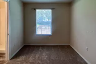 3911 SW 27th St, Gainesville, FL 32608 - Photo 12