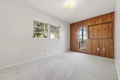 2049 NE 15th Street, Gainesville, FL 32609 - Photo 14