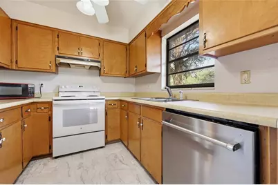 2049 NE 15th Street, Gainesville, FL 32609 - Photo 6