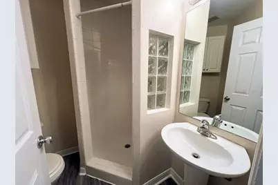 3911 SW 27th Street #10, Gainesville, FL 32608 - Photo 4