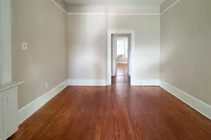 208 NE 4 St, Gainesville, FL 32601 - Photo 2