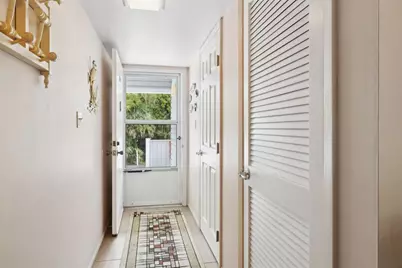 210 River Bend Place #B, Welaka, FL 32193 - Photo 4