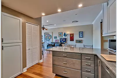 201 SE 2nd Avenue #317, Gainesville, FL 32601 - Photo 16