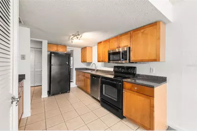 1810 NW 23 Boulevard #201, Gainesville, FL 32605 - Photo 6