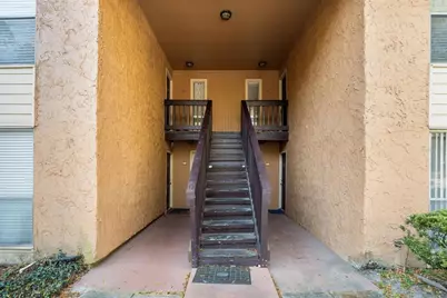 1810 NW 23 Boulevard #201, Gainesville, FL 32605 - Photo 2