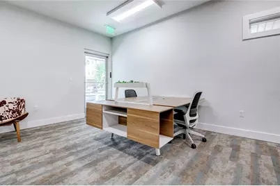 225 SW 7th Terrace #20, Gainesville, FL 32601 - Photo 2