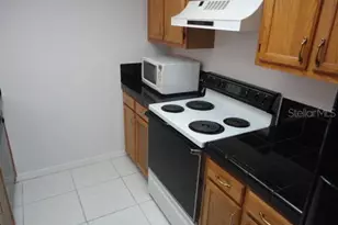 5841 SW 8th Pl, Gainesville, FL 32607 - Photo 6