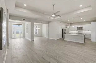 12390 SW 6th Pl, Newberry, FL 32669 - Photo 10