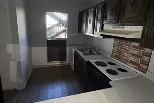 717 SW 75th St, Gainesville, FL 32607 - Photo 4