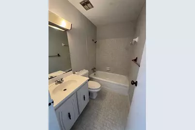 717 SW 75th Street #103, Gainesville, FL 32607 - Photo 6