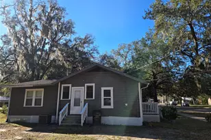 107 NE 15th St, Gainesville, FL 32641 - Photo 2