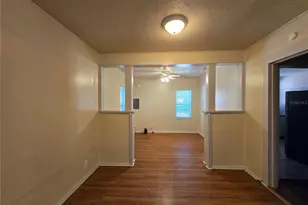 107 NE 15th St, Gainesville, FL 32641 - Photo 6