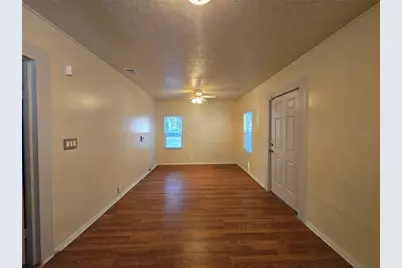 107 NE 15th Street, Gainesville, FL 32641 - Photo 4